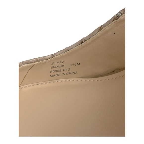 Calvin Klein Nude Evonne Fish Scale
Skin Platform Heels Pumps 9.5 M - Picture 8 of 11